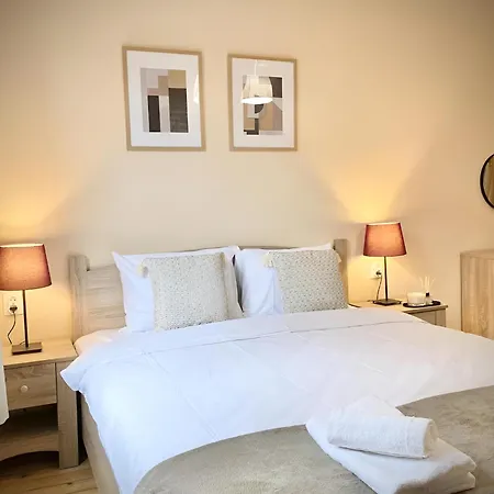 Centre 2bdr For 6 Guests شقة صوفيا