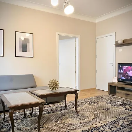 Centre 2bdr For 6 Guests Апартаменты
